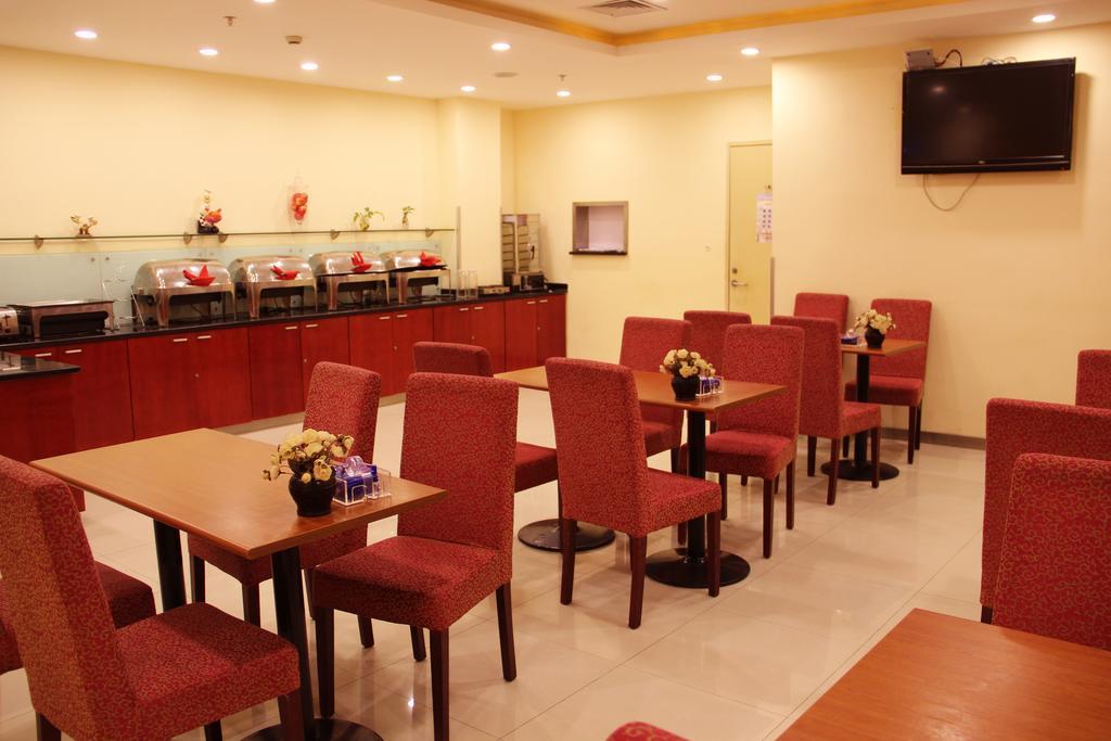 Hanting Express Jinzhou Luoyang Road Central Avenue Exterior photo